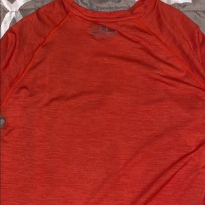 Under Armour Shirts - Orange Men’s medium under armour Athletic T-shirt Under Armour Shirts - Orange Men’s medium under armour Athletic T-shirt